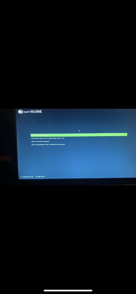 Garbled text after boot - Install/Boot/Login - openSUSE Forums