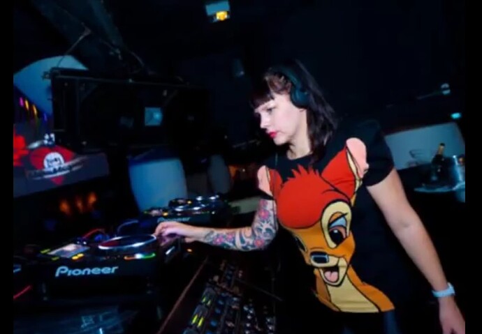 Miss-Kitten-Lowlands-0